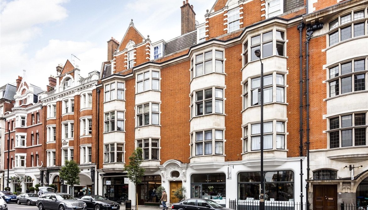 Flat sold in New Cavendish Street, London, W1 Sandfords